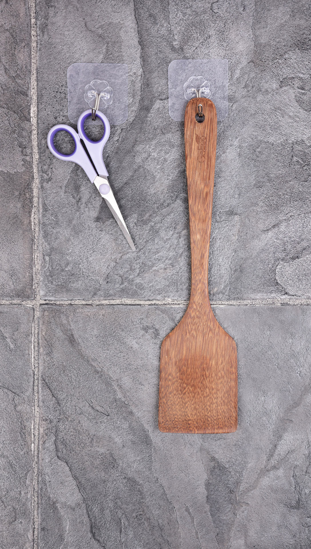 PRAKTIK samolepiace háčiky 2 ks