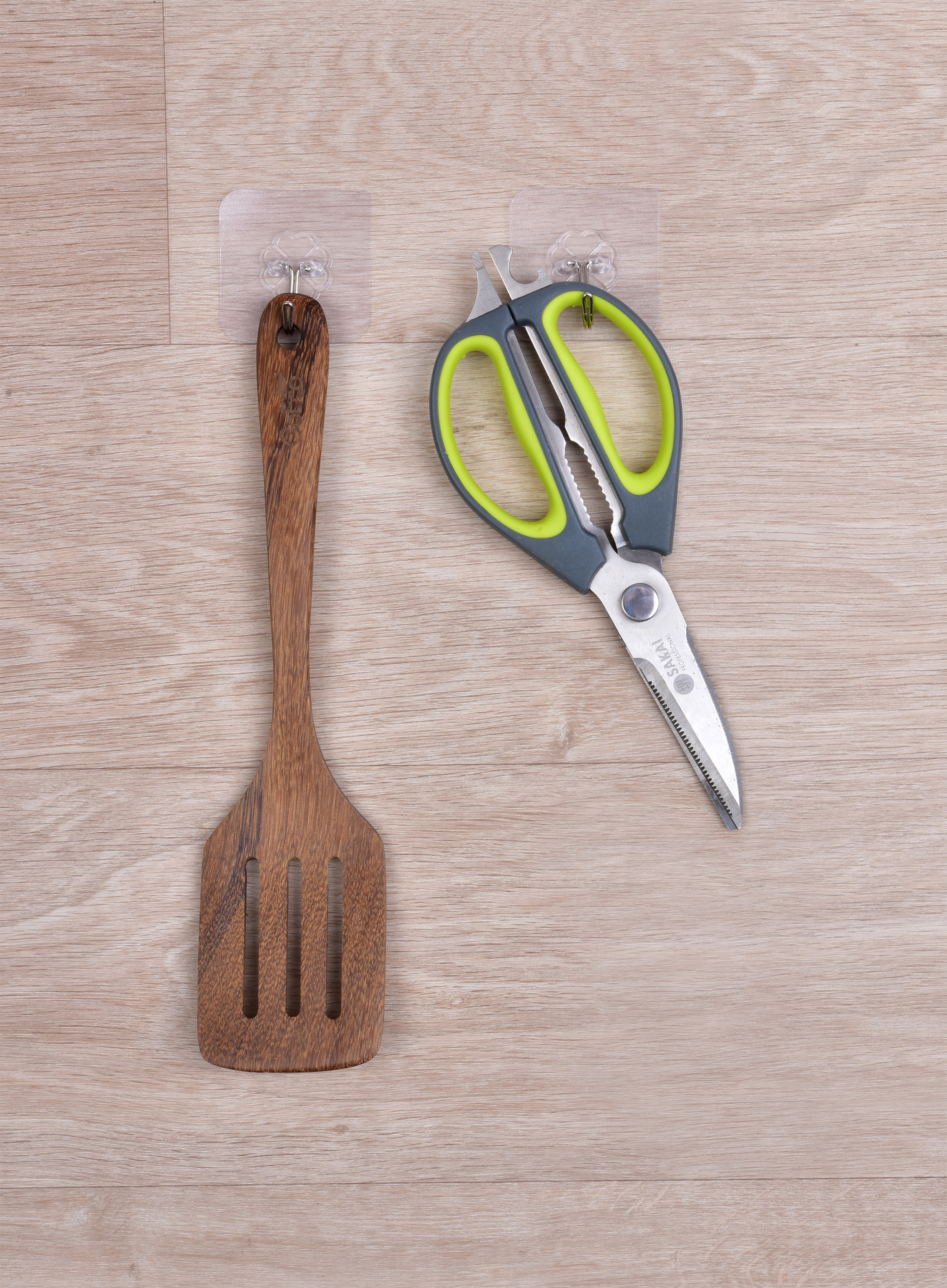 PRAKTIK samolepiace háčiky 2 ks