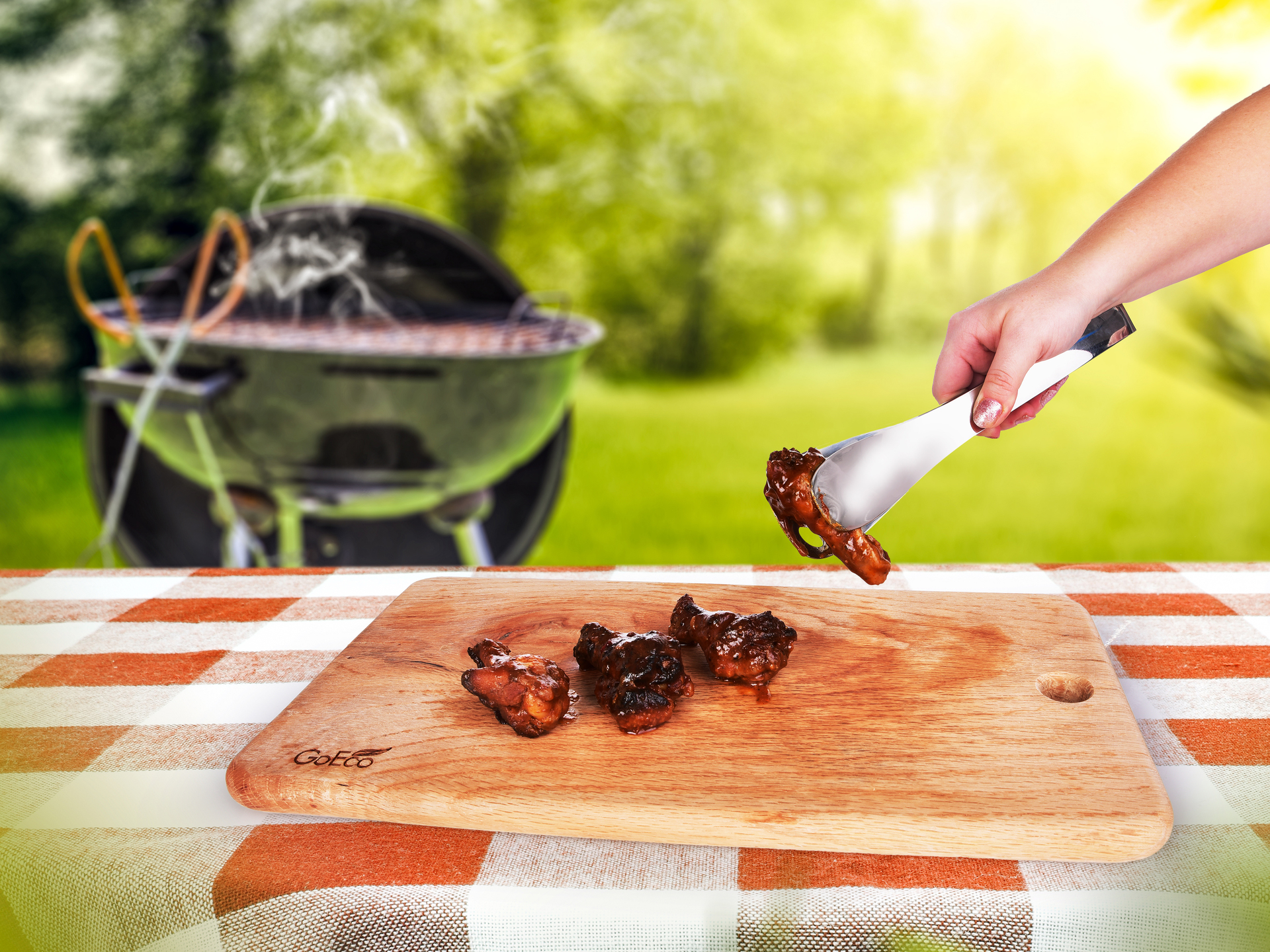 GoEco® servírovacie nerezové dierované kliešte