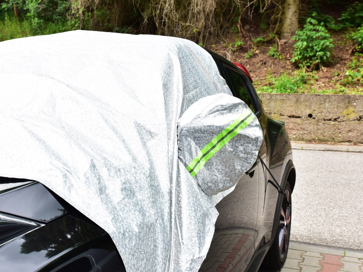 DRIVE slnečná & mrazová plachta na auto