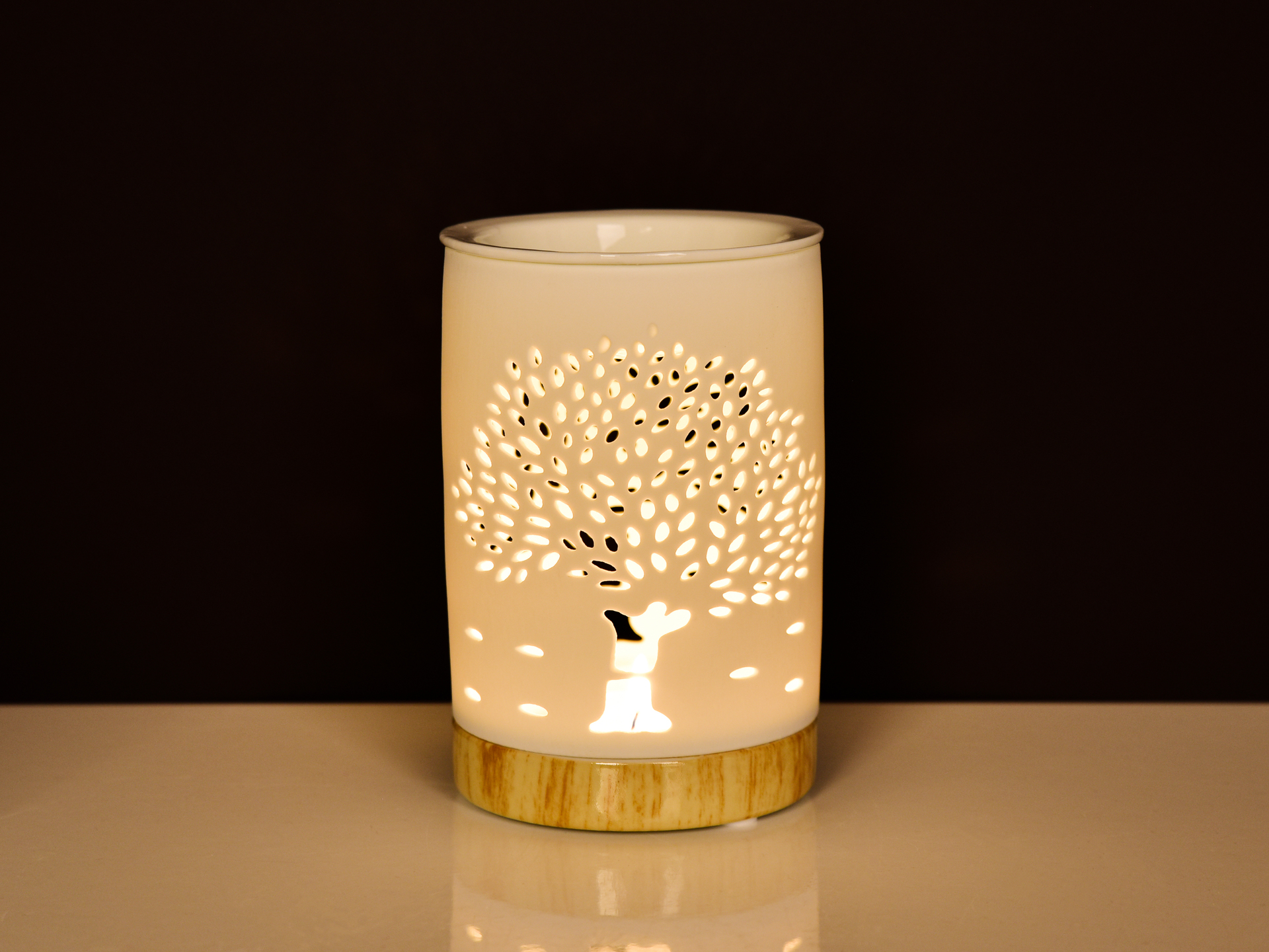 ARBORA XXL keramická aromalampa s dekorom stromu