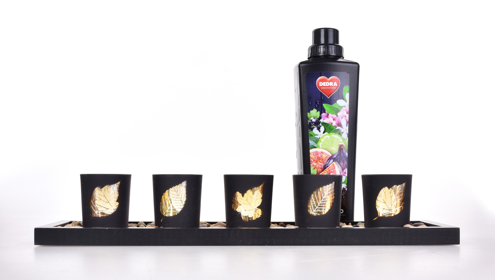 LUMILEAF sada 5 svietnikov na drevenom podstavci