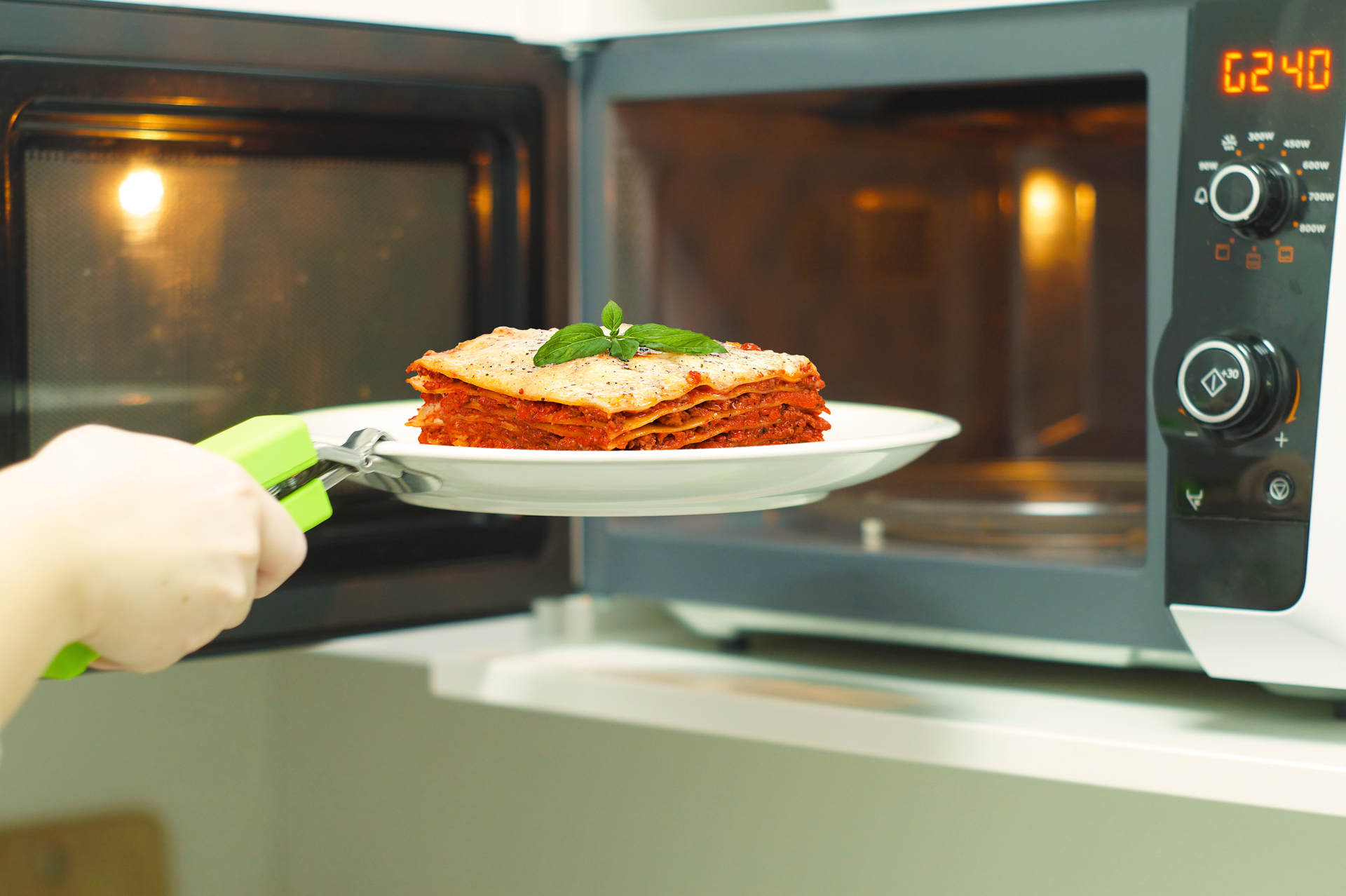 HOROCHNAČ kliešťový držiak na hrnce a horúci riad z rúry a mikrovlnky