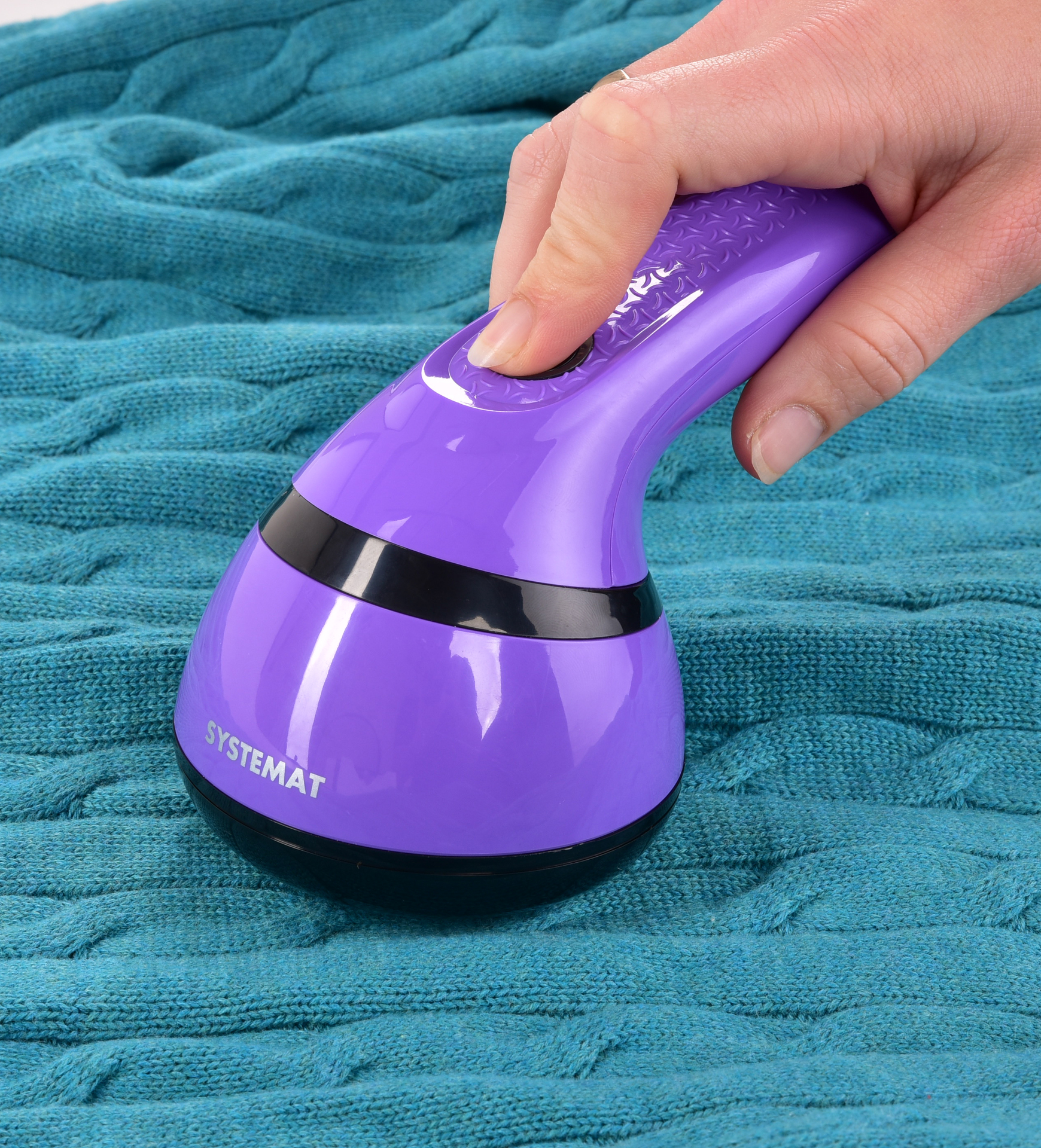 ŽMOLKOŽRÚŤ USB odstraňovač žmolkov a nití