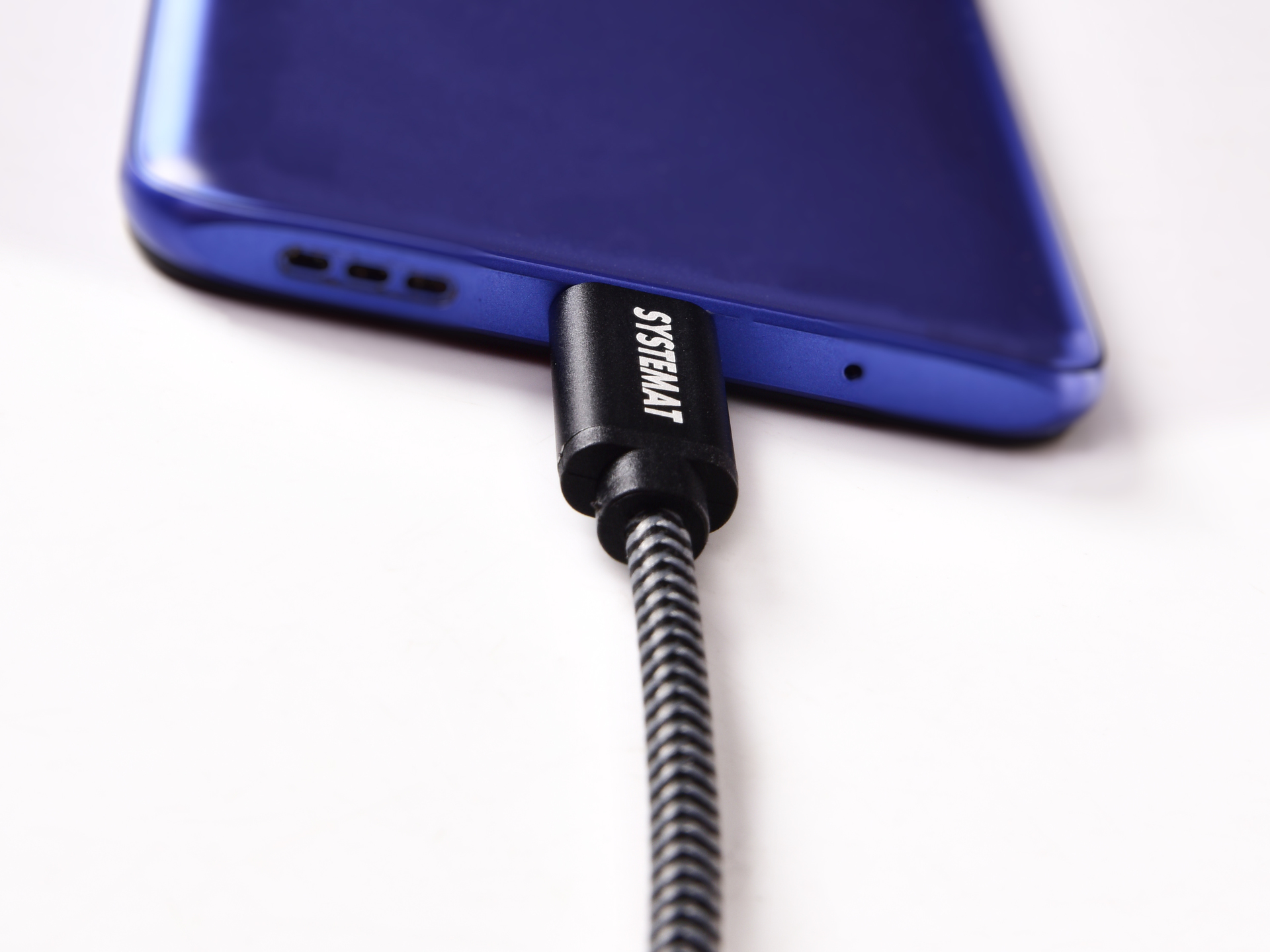 AluCore 3 metrový rýchlonabíjací kábel USB-C/USB-A 2.0