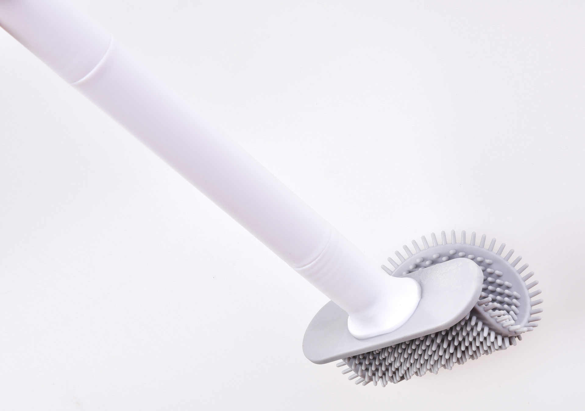 GoEco® plochá WC kefa so silikónovými štetinami