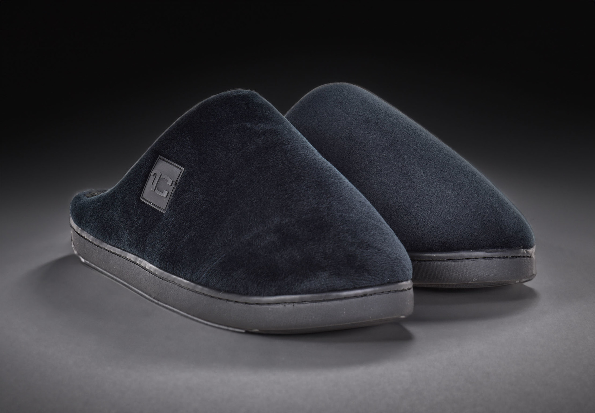 FC BLACK BADGE hrejivé domáce papuče