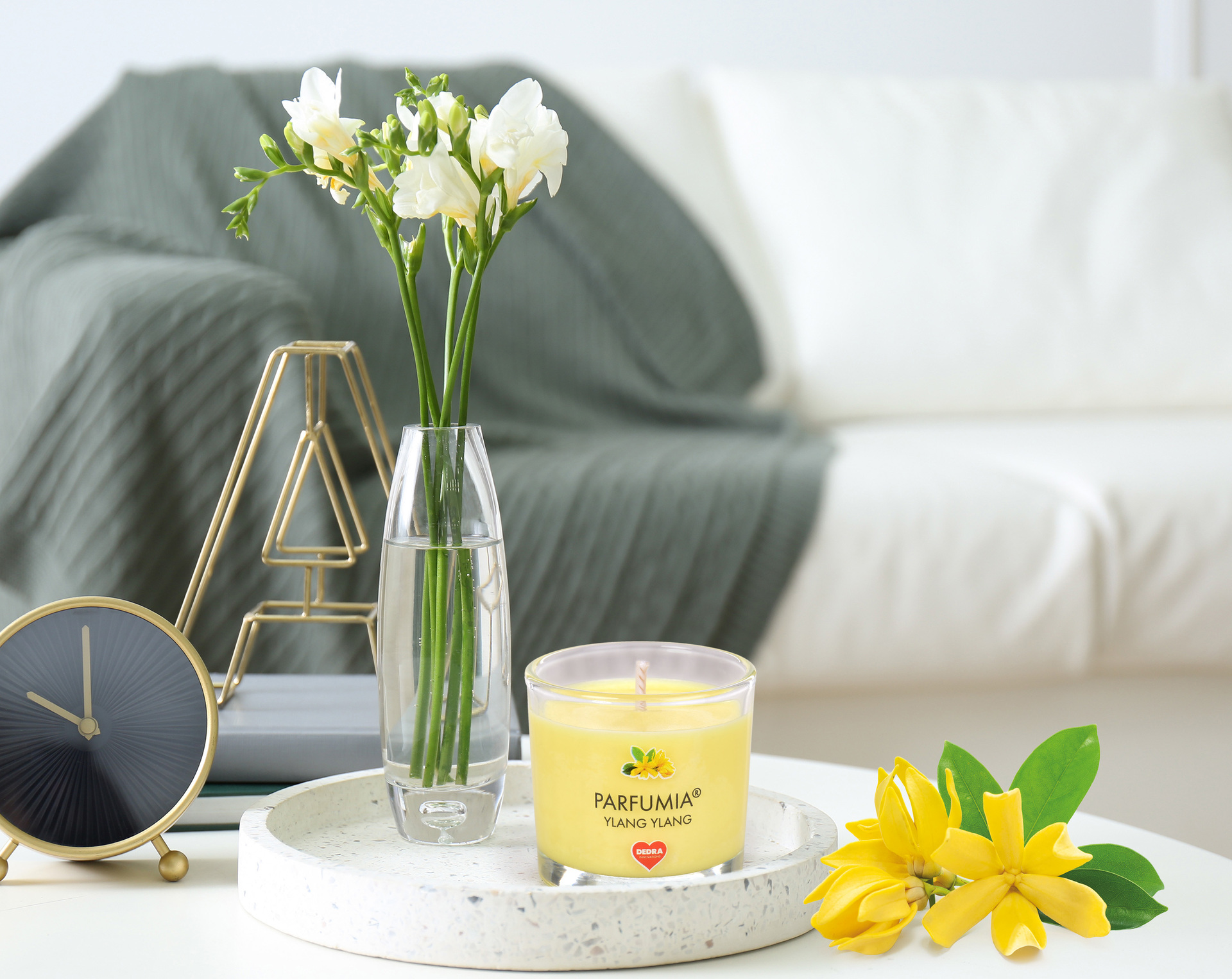 Votívna sójová vonná EKO sviečka PARFUMIA® YLANG YLANG