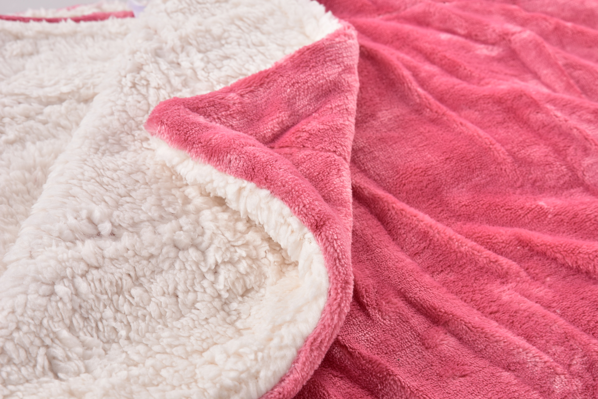 LAGOON DREAM dvojvrstvová luxusná prikrývka LAGOON VELVET