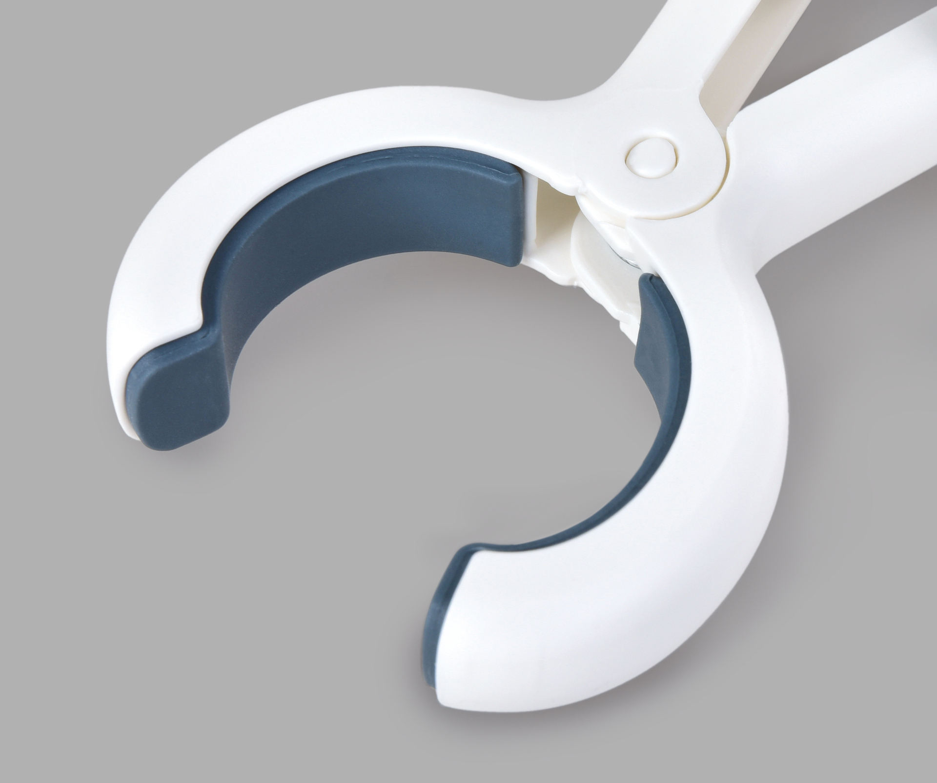 MAXIŠTIPCE 3 ks na objemný textil, deky, prikrývky, plážové osušky a lehátka