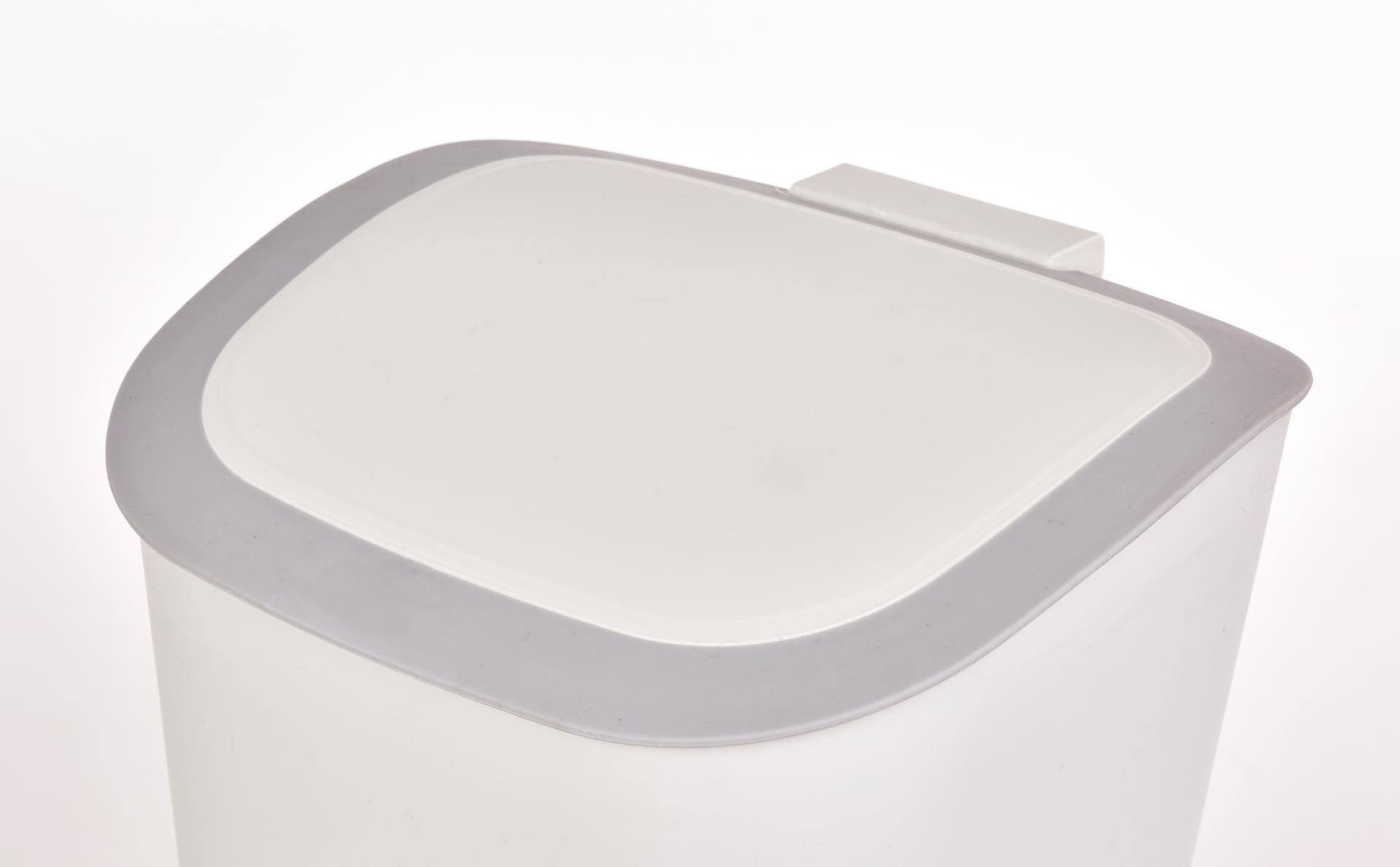 PRAKTIK nášľapný odpadkový kôš s vekom