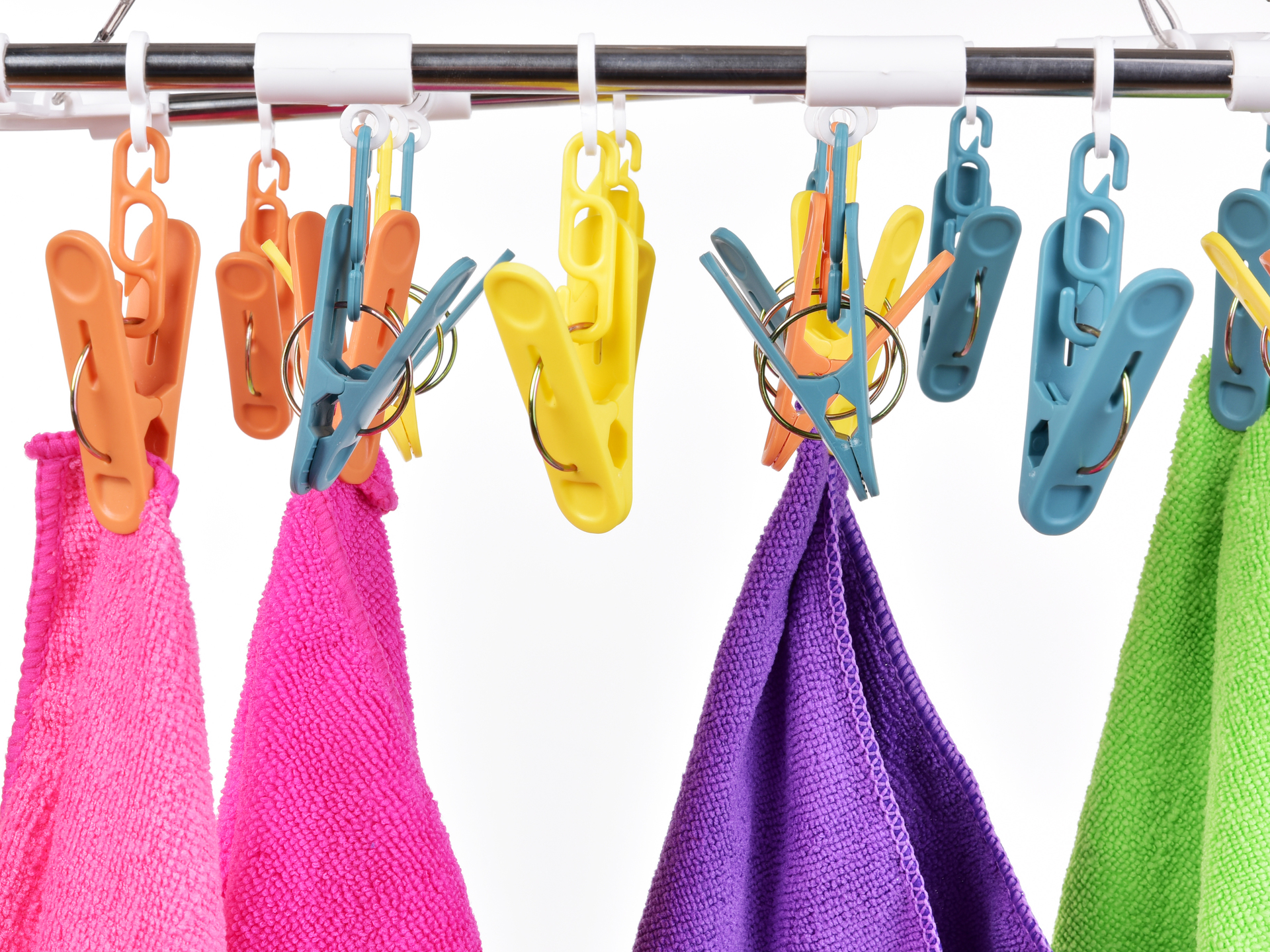 ŠTIPCOVNÍK otočný obdĺžnikový kolotoč s 20 farebnými štipcami na bielizeň