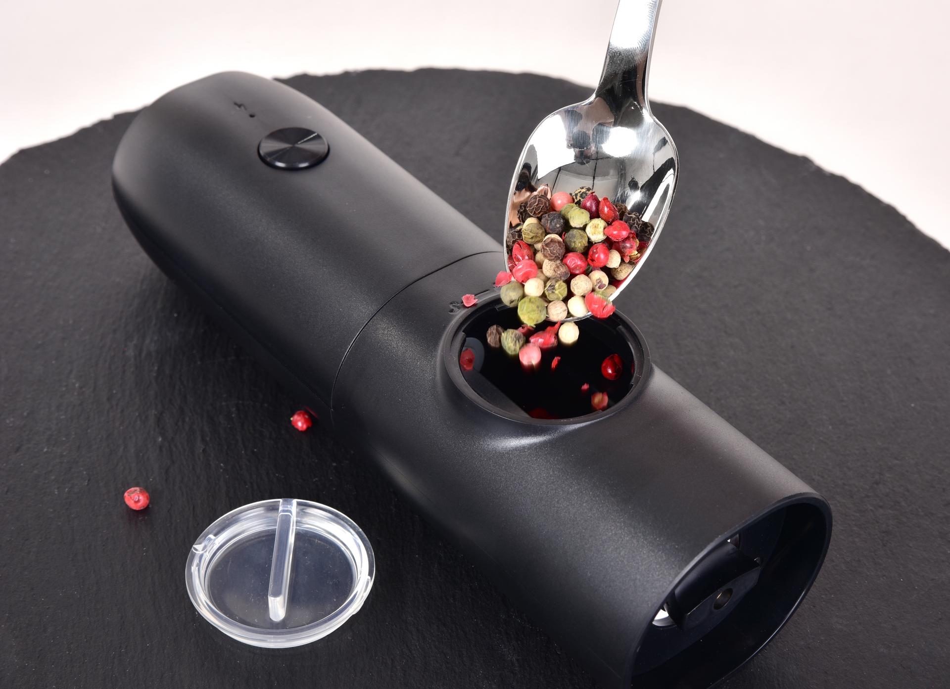 NEMO nabíjací mlynček na soľ a korenie