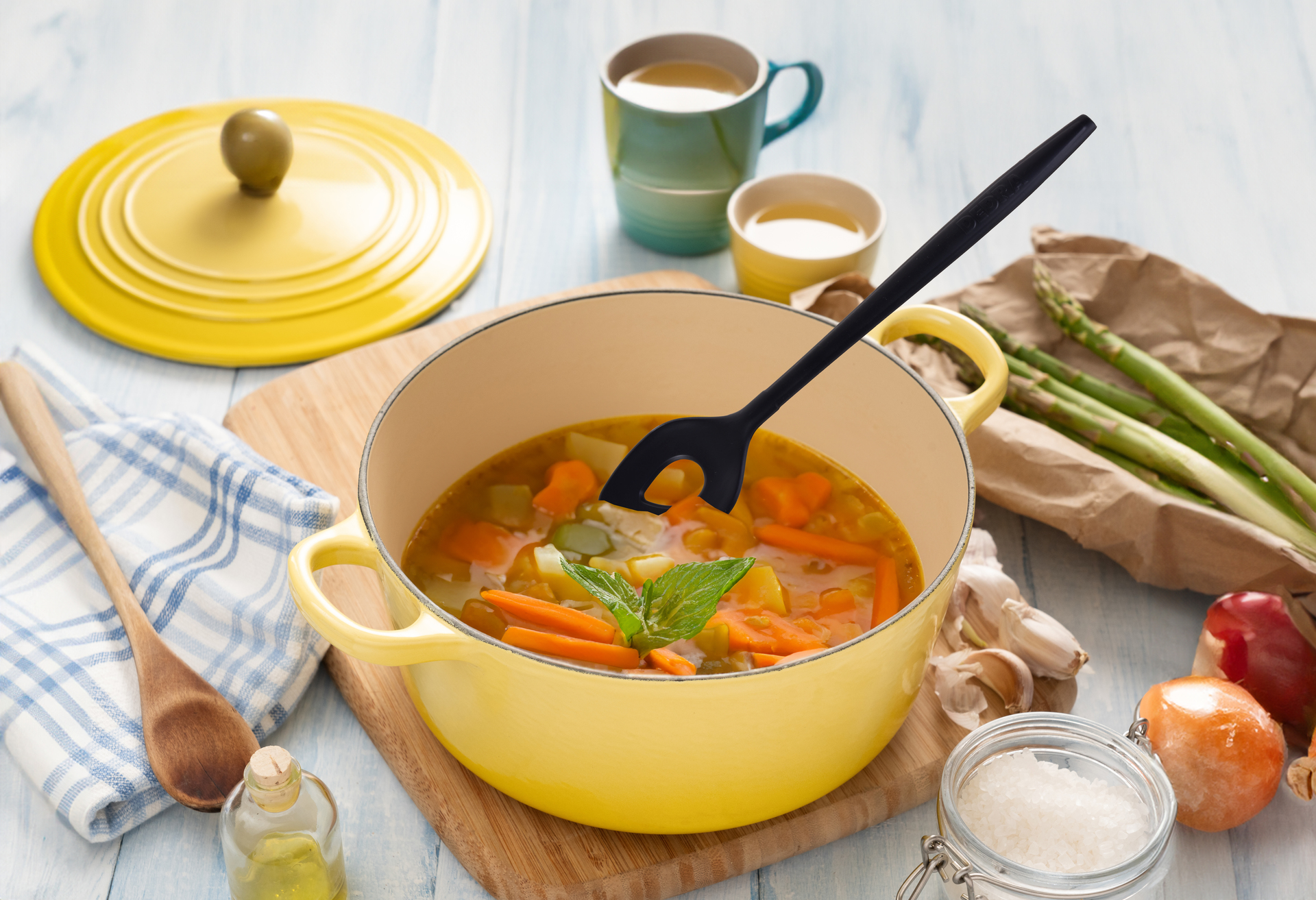 LEGENDS silikónová vareška s otvorom a kovovým jadrom