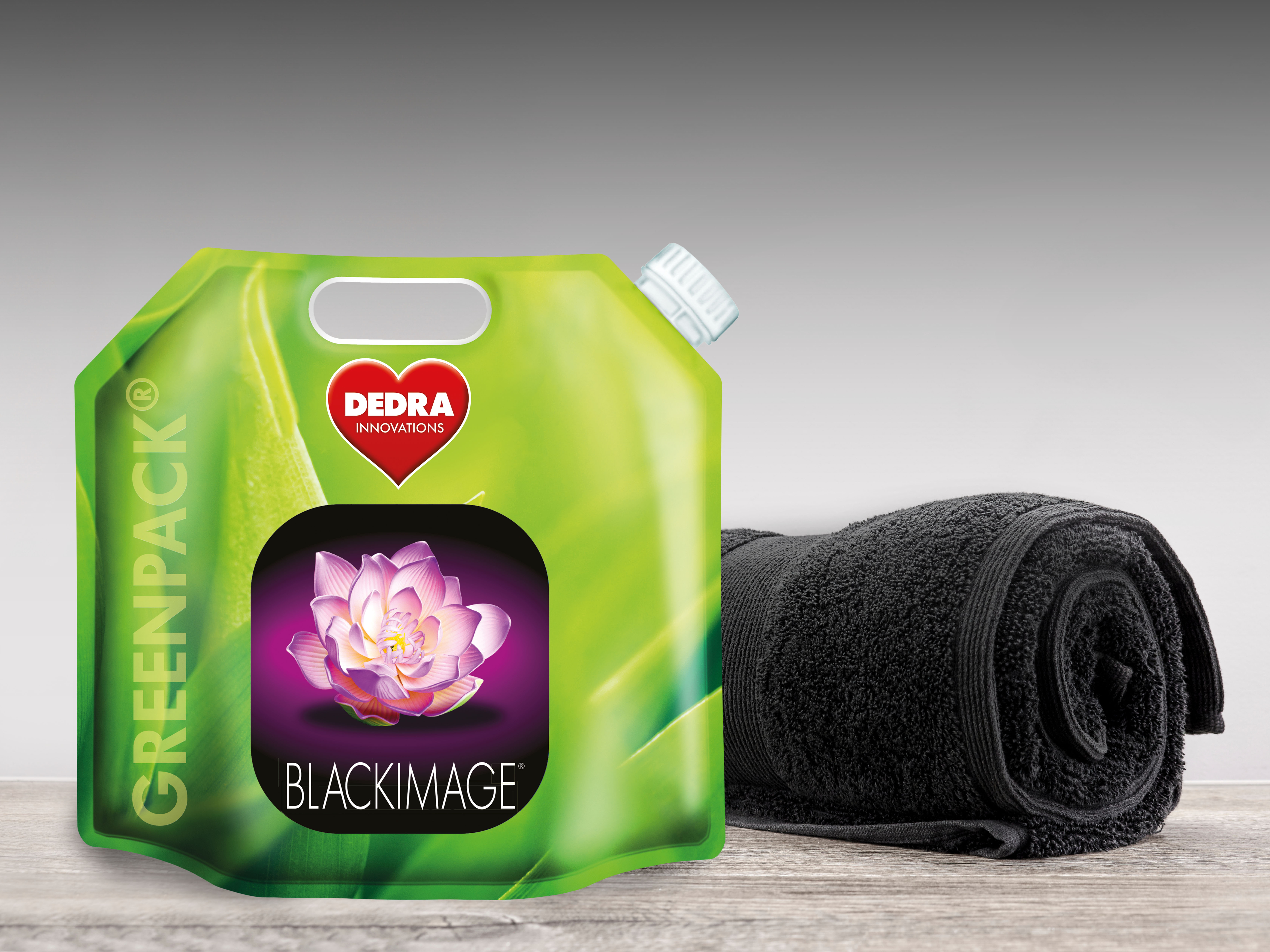 BLACKIMAGE gel praní černého a tmavého prádla, koncentrovaný, v obalu GREENPACK