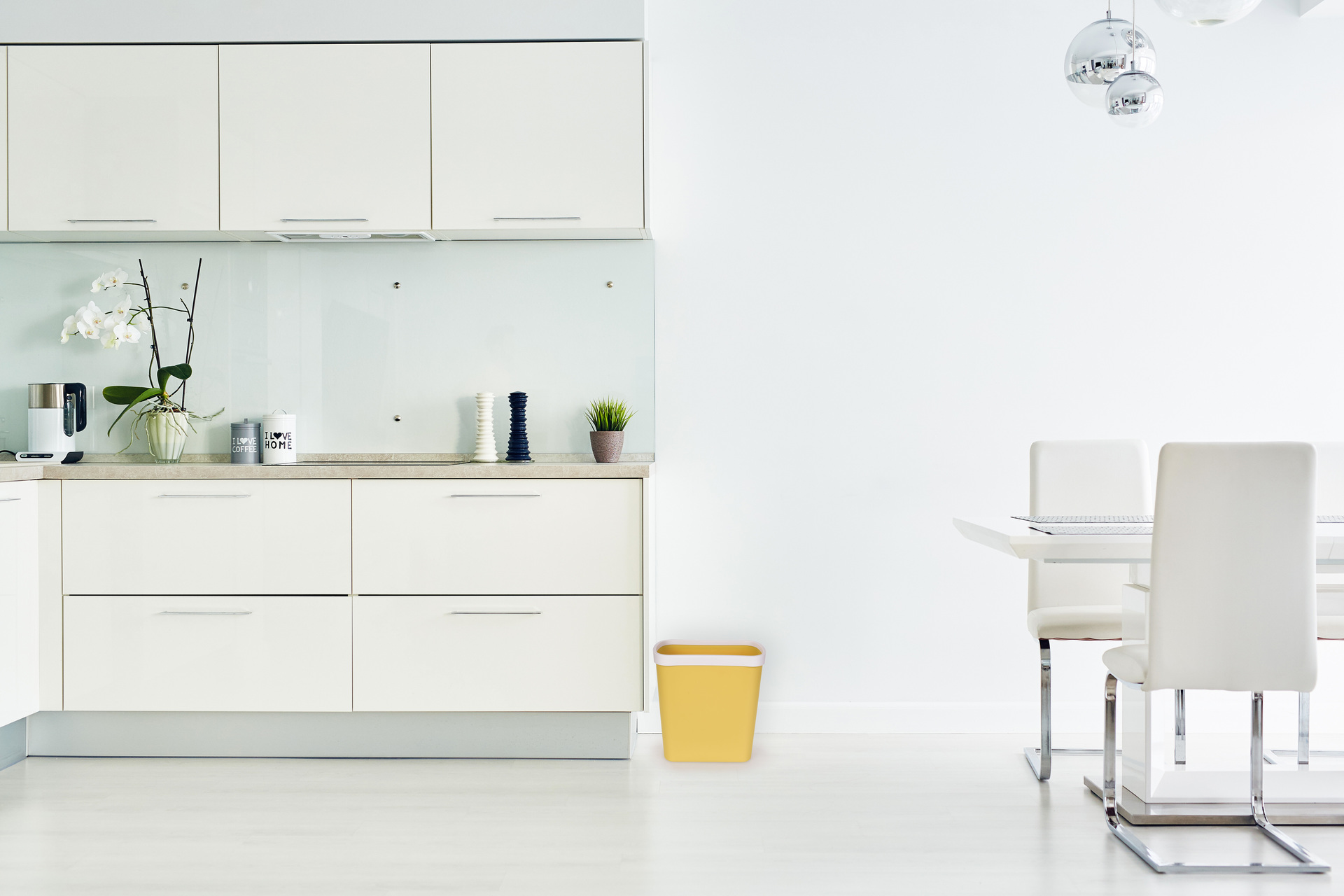 PRAKTIK elegantný odpadkový kôš bez veka