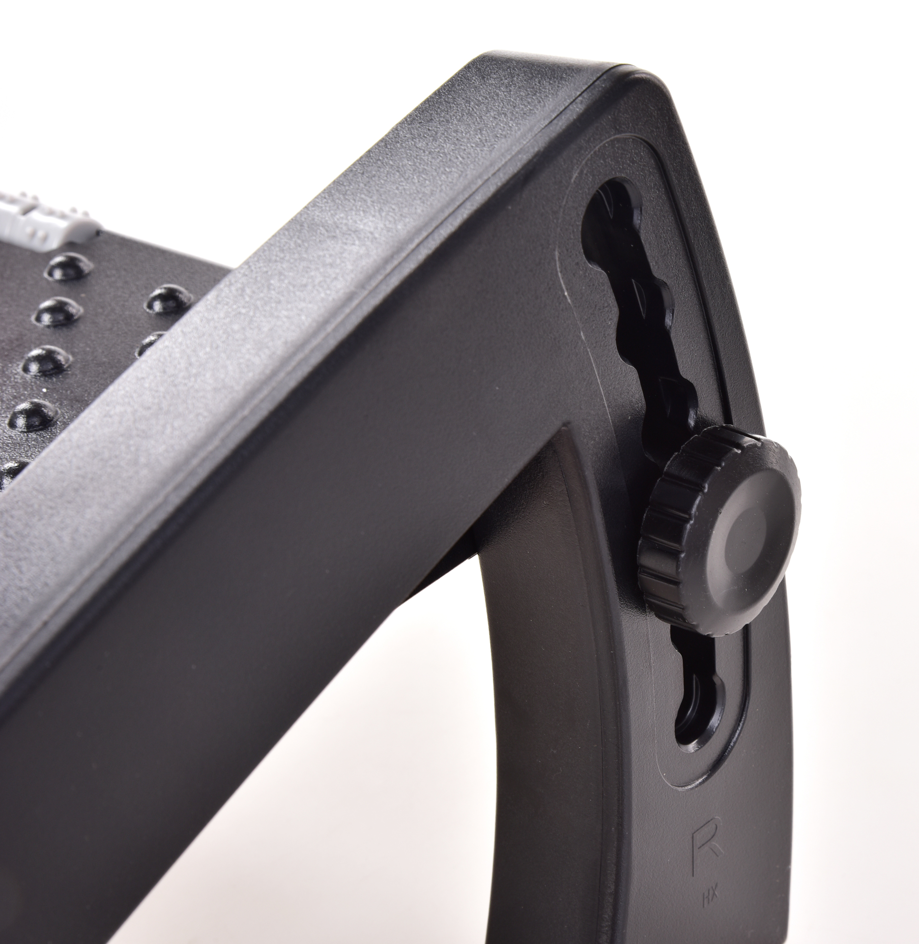 ANATOMIXX® masážna podnožka pod nohy pre relaxáciu a zdravé sedenie